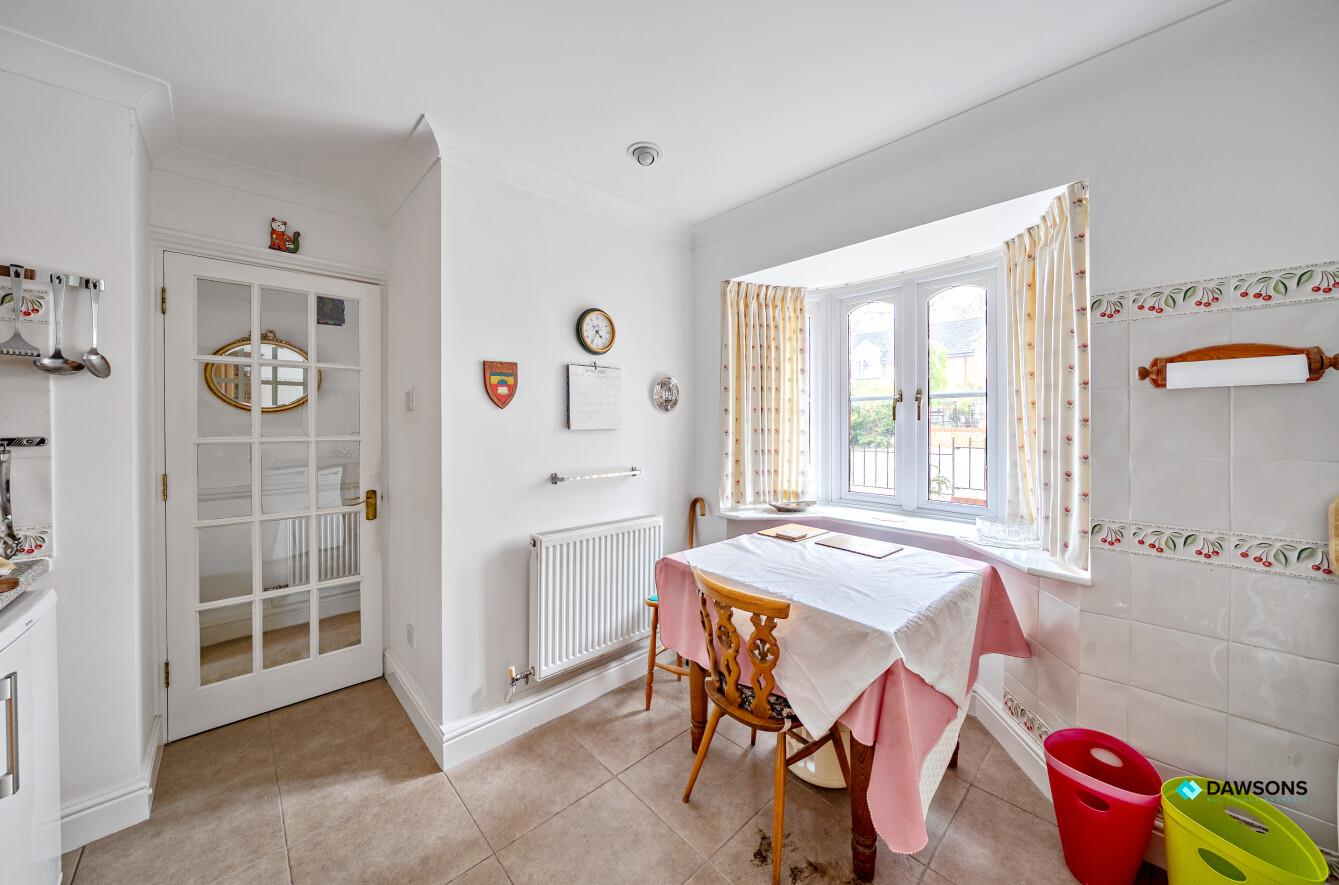 Heneage Drive, West Cross, Swansea, SA3 5BR